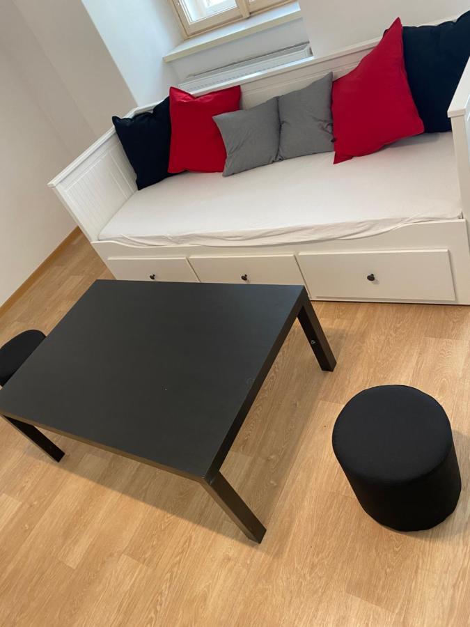 Nerudova Apartments Πράγα Εξωτερικό φωτογραφία
